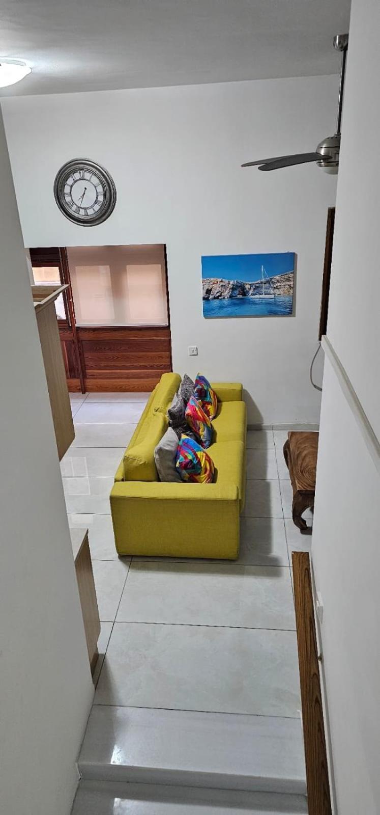 3 Floors Villa On Promenade 4 Bedrooms 3 Bathrooms Sliema Exterior foto